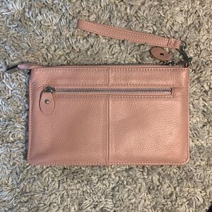 Befen EUC pink wristlet